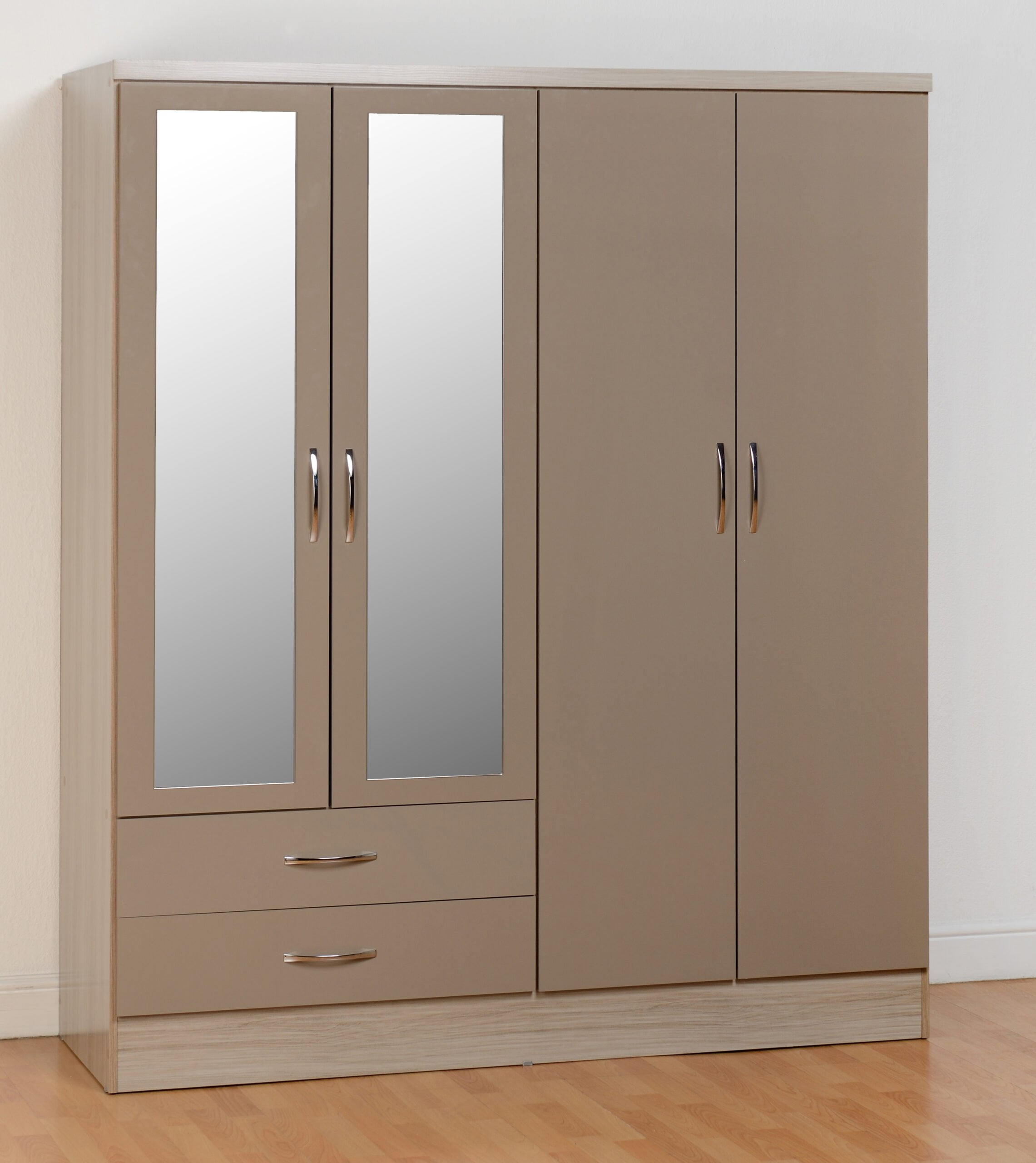 Nevada 4 Door 2 Drawer Mirrored Wardrobe