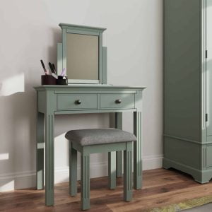 Churchill BP dressing table