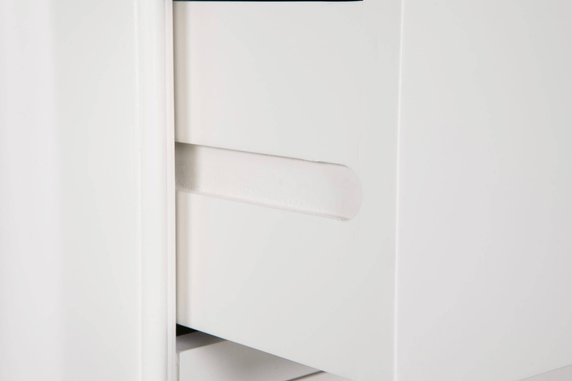 Mabel 8 Drawer Chest of Drawers - Image 3